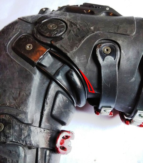 Красным отмечена срезанная область