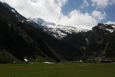 Хинтертукс