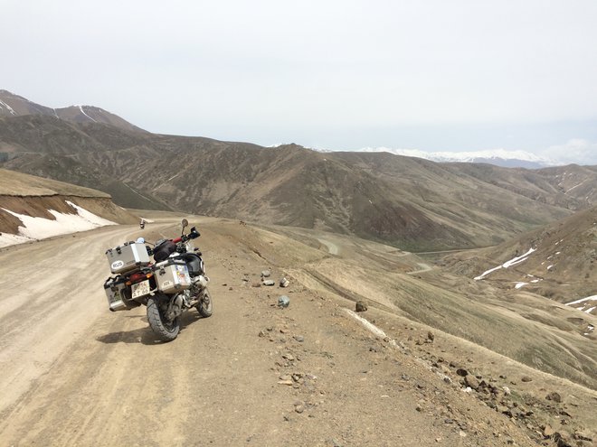 Кельбаджарский перевал, по дороге в Нагорный Карабах